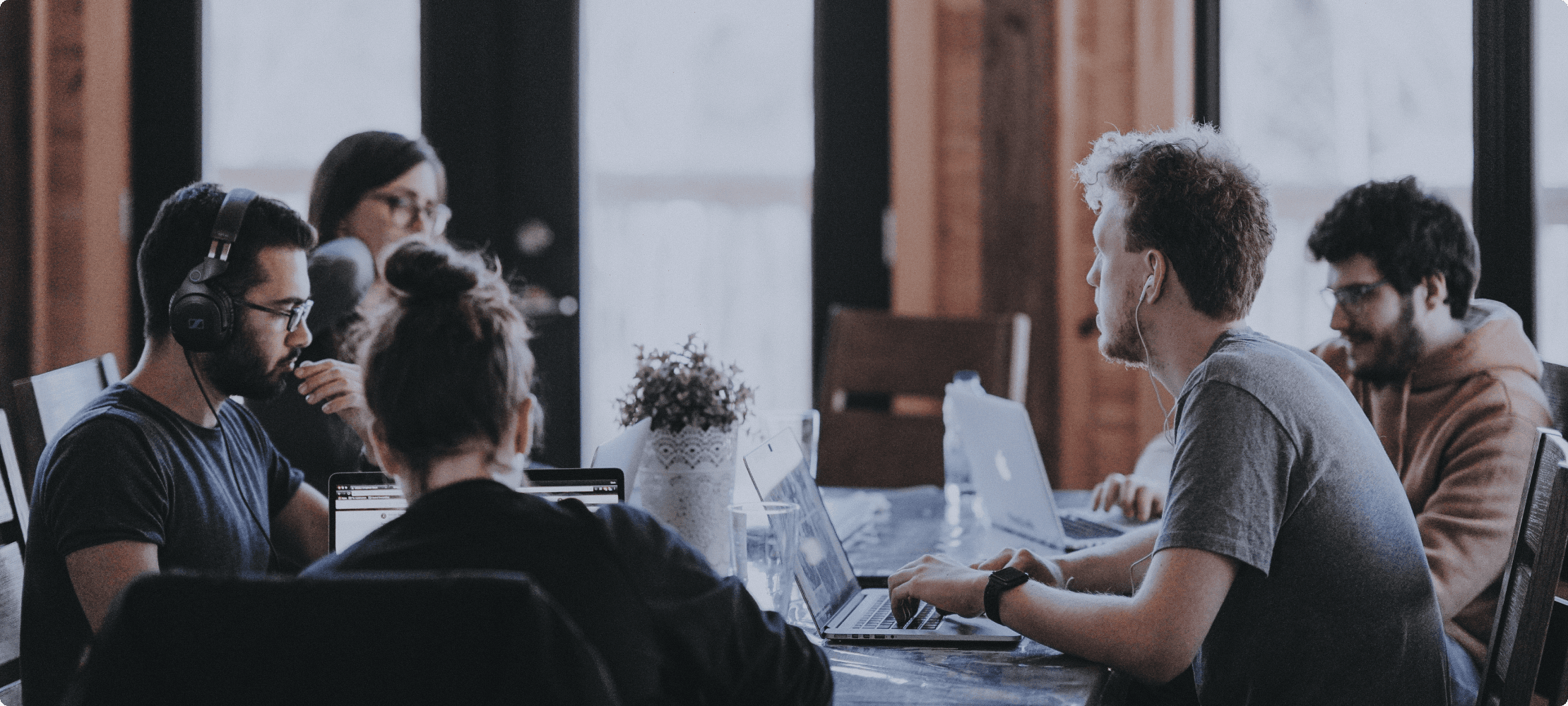 ทีมงานทำงานร่วมกัน